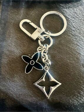Silver Floral Charm Keychain/Bag Charm